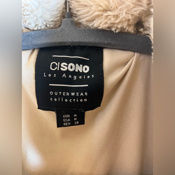 Teddy jacket by CiSono size Medium,
Cream Teddy jacket button up w front pockets - Picture 2 of 10